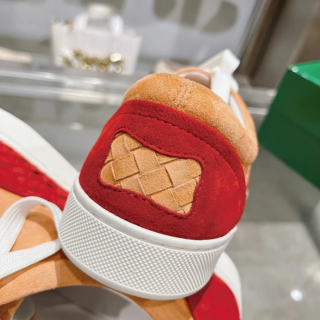 [BV] Top P: 740💰Size for couples: 35-44 (Female 40, Male 38 45, custom-made and non-returnable) Bottega Veneta classic woven strap casual shoes are made of imported high-quality materials, [Rose][Rose]! Purely hand-woven and operated, the original board is reproduced one-to-one! quality assurance!